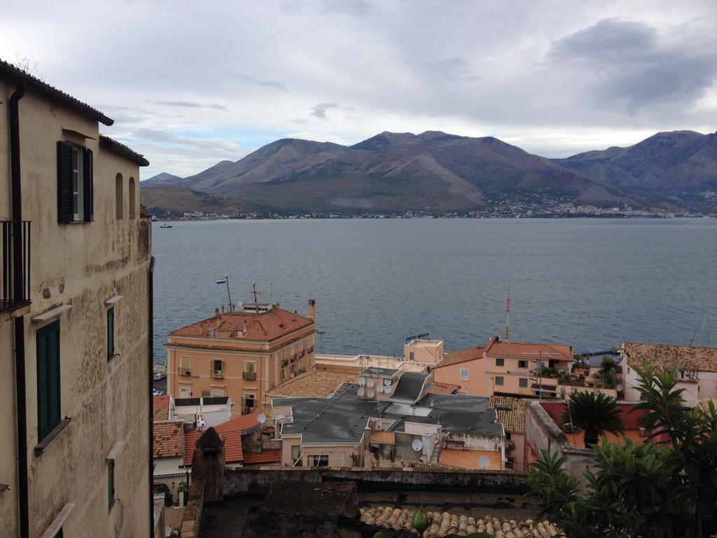 Bed & Breakfast Castello Aragonese Гаета Екстер'єр фото