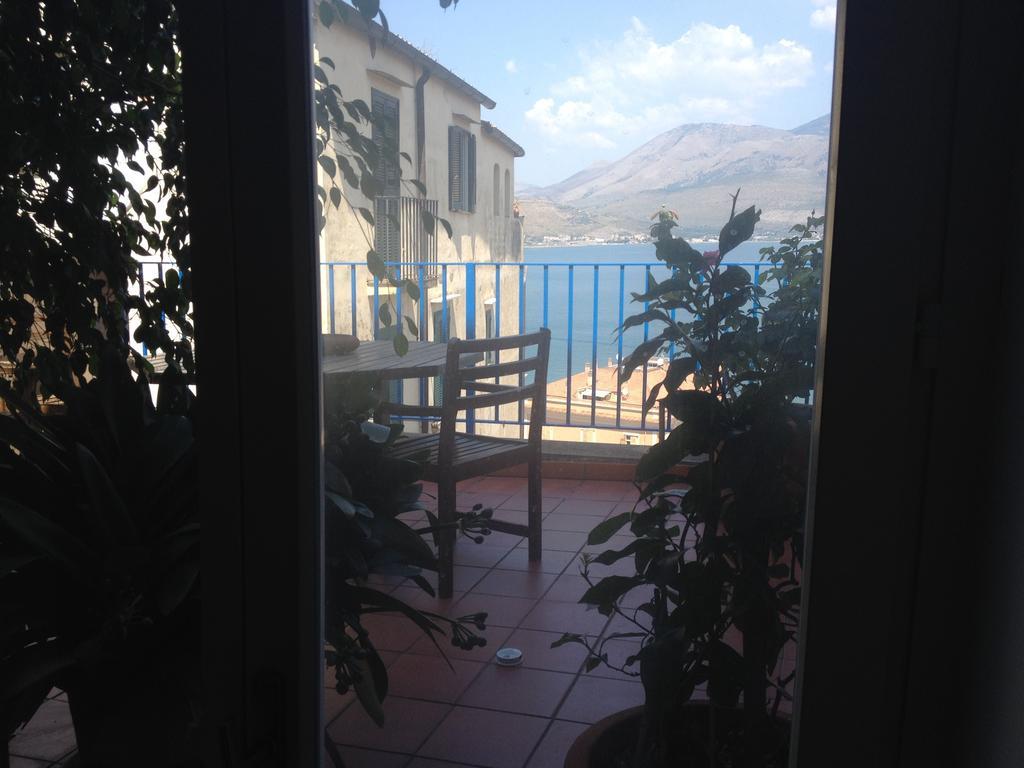 Bed & Breakfast Castello Aragonese Гаета Екстер'єр фото